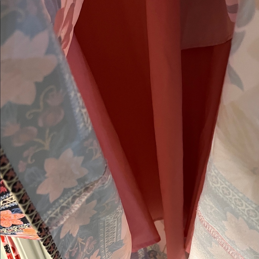 Elegant Pink Floral Midi Dress - Picture 2 of 2